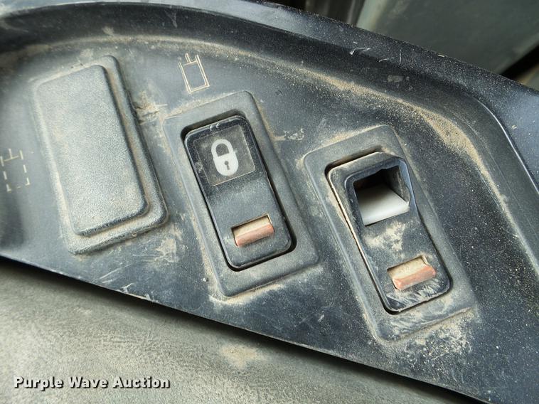 image for item DC4646 2004 Caterpillar 980G Series II wheel loader