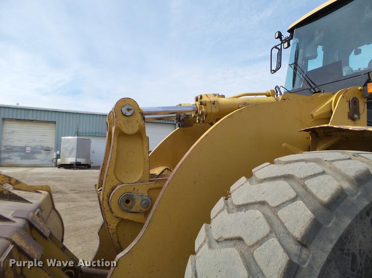 image for item DC4646 2004 Caterpillar 980G Series II wheel loader