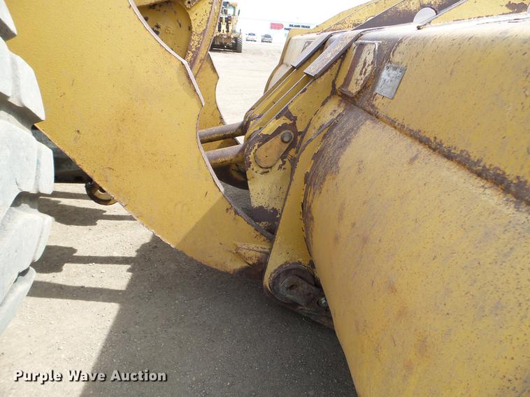 image for item DC4646 2004 Caterpillar 980G Series II wheel loader