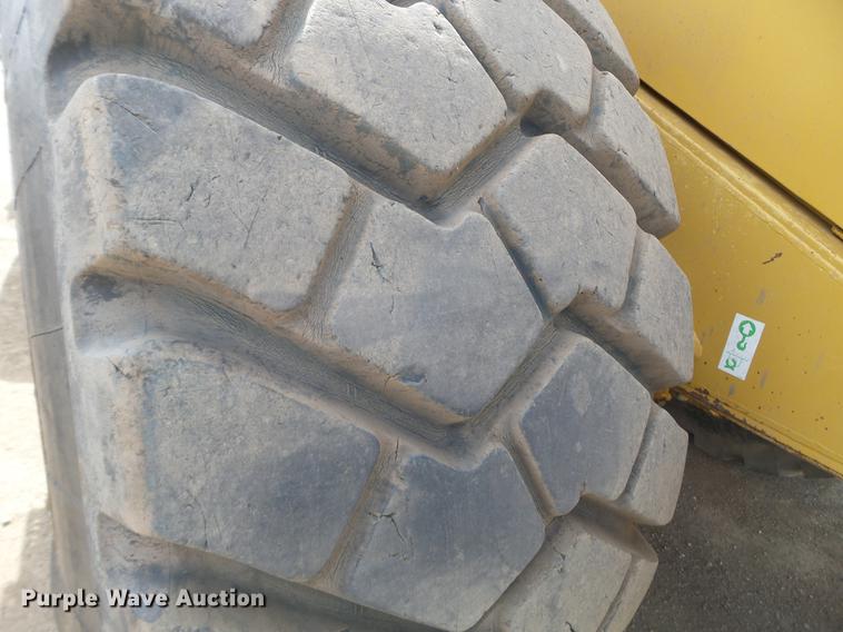 image for item DC4646 2004 Caterpillar 980G Series II wheel loader