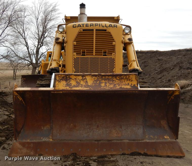 image for item DC4647 1974 Caterpillar D9G dozer