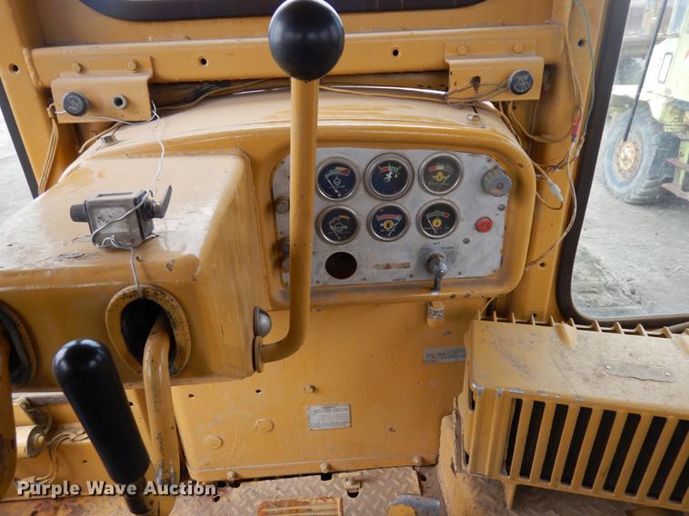 image for item DC4647 1974 Caterpillar D9G dozer