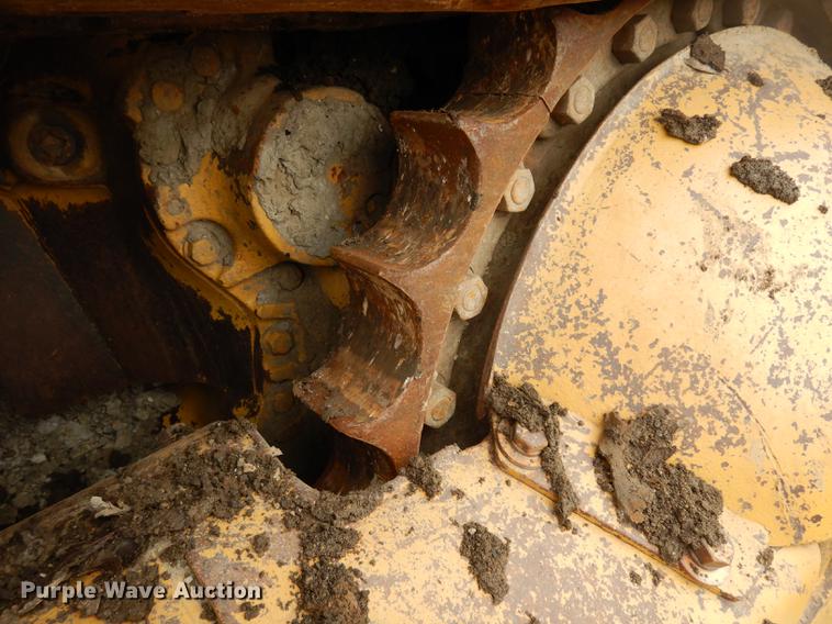 image for item DC4647 1974 Caterpillar D9G dozer