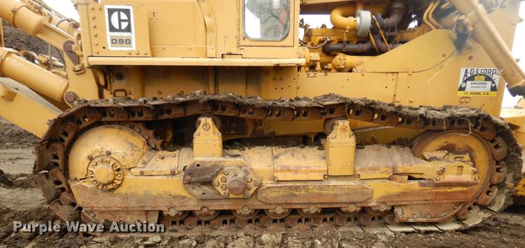 image for item DC4647 1974 Caterpillar D9G dozer