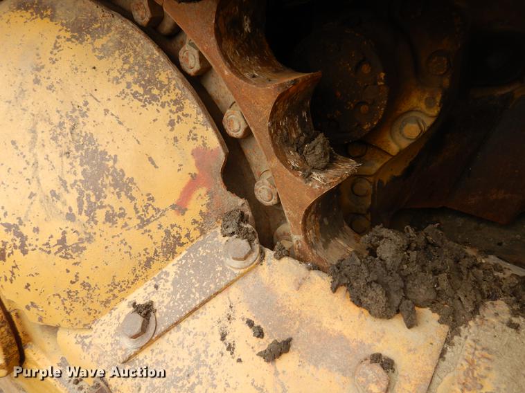 image for item DC4647 1974 Caterpillar D9G dozer