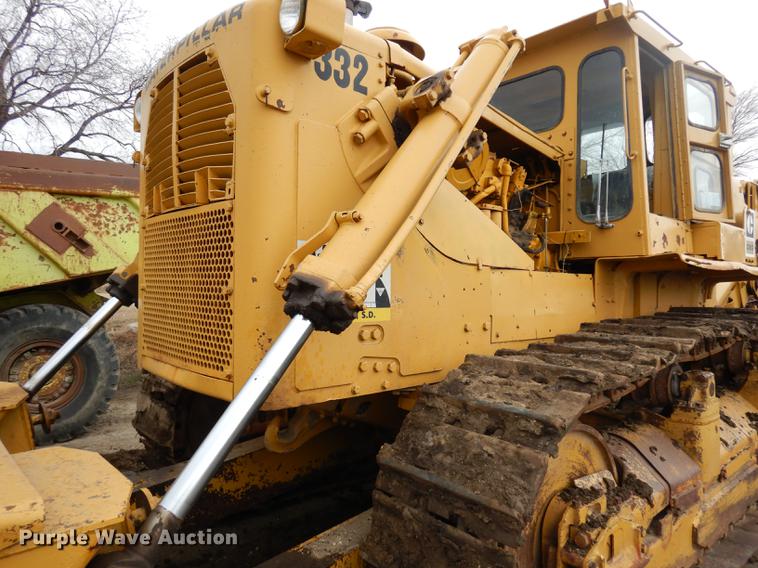 image for item DC4647 1974 Caterpillar D9G dozer