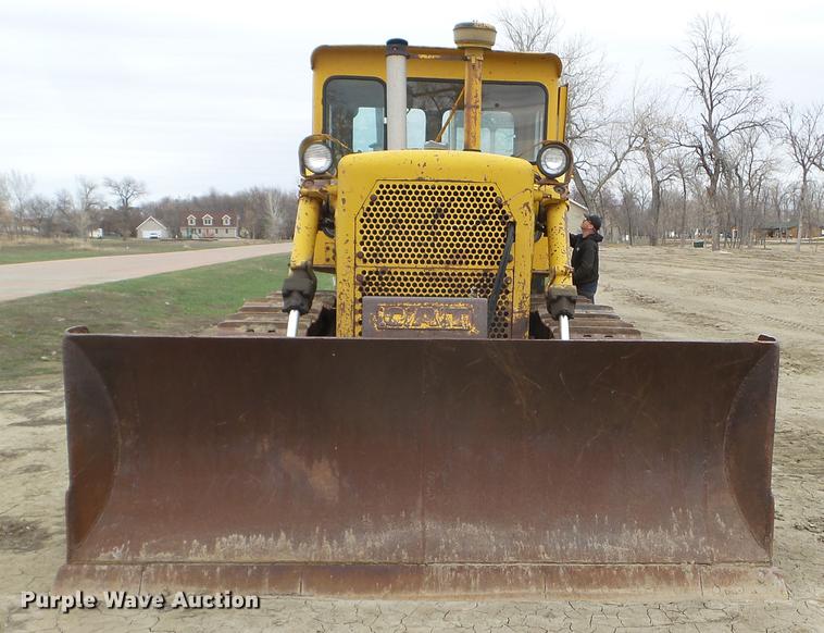 image for item DC4648 1963 Caterpillar D6C dozer