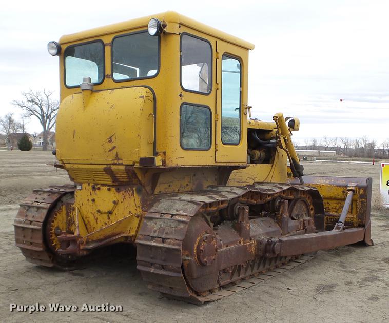 image for item DC4648 1963 Caterpillar D6C dozer