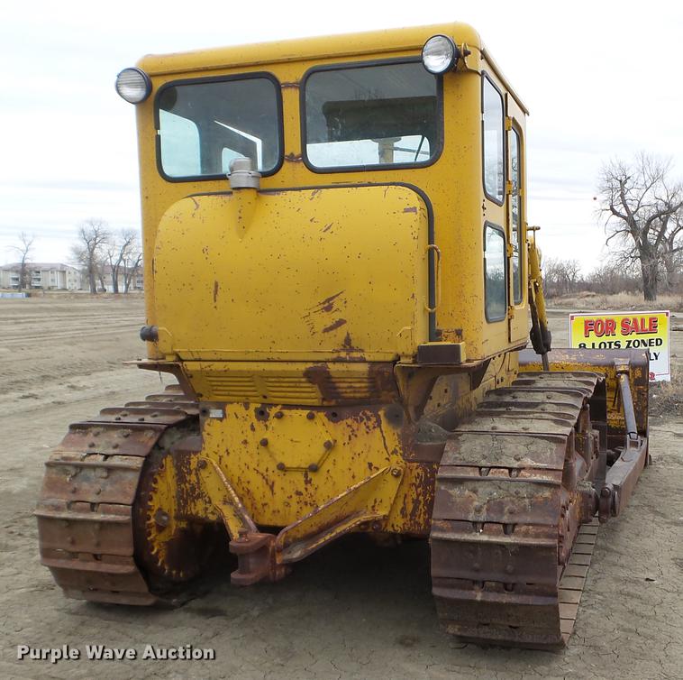 image for item DC4648 1963 Caterpillar D6C dozer