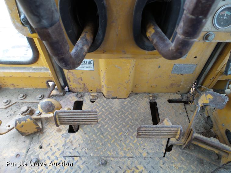 image for item DC4648 1963 Caterpillar D6C dozer