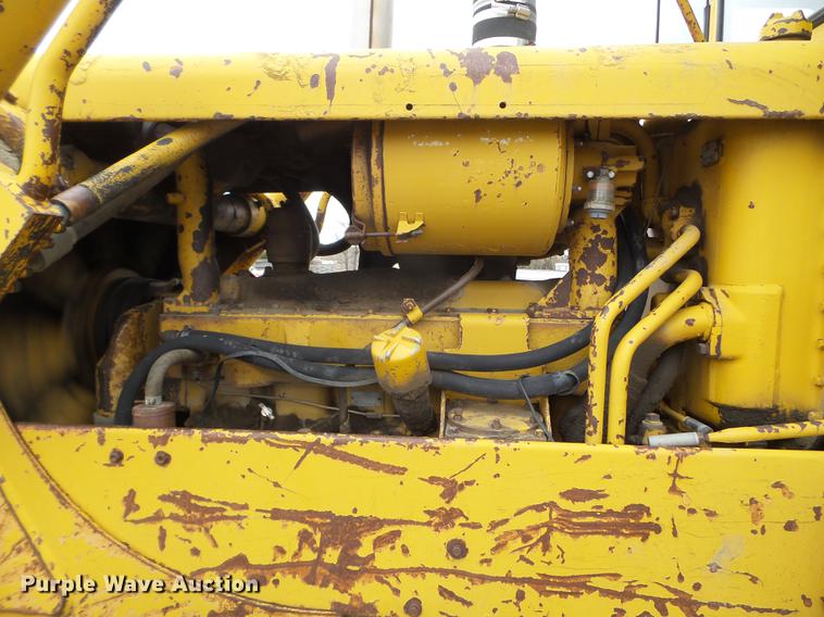 image for item DC4648 1963 Caterpillar D6C dozer