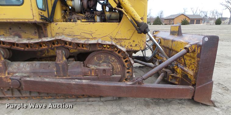 image for item DC4648 1963 Caterpillar D6C dozer