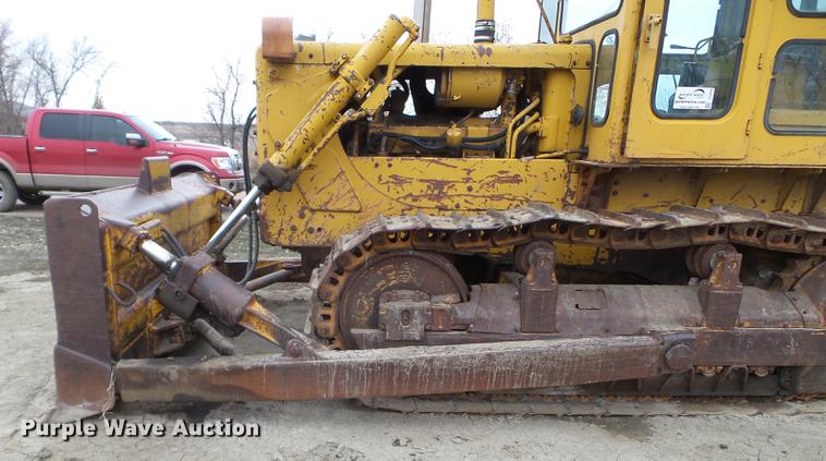 image for item DC4648 1963 Caterpillar D6C dozer