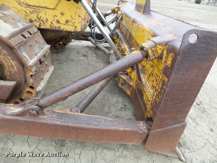 image for item DC4648 1963 Caterpillar D6C dozer