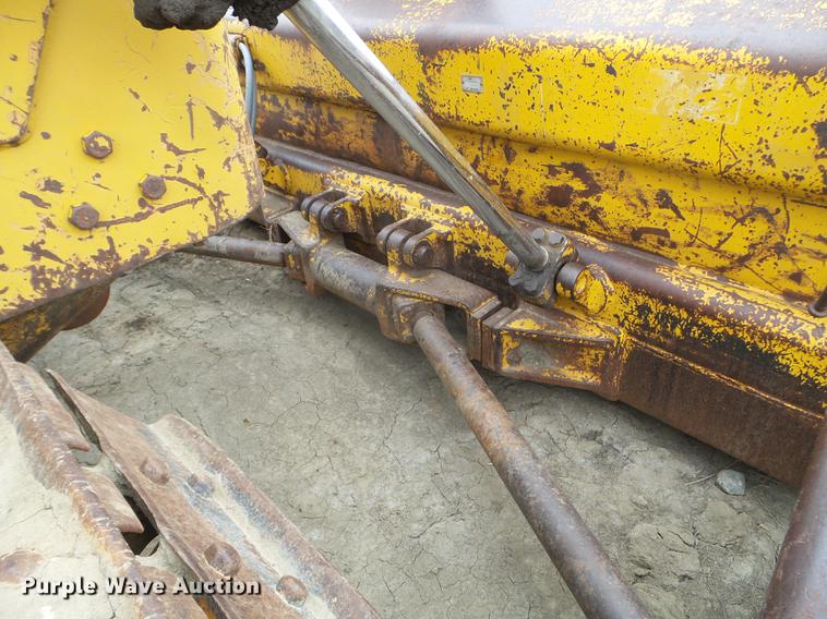 image for item DC4648 1963 Caterpillar D6C dozer