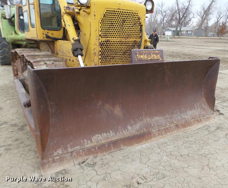 image for item DC4648 1963 Caterpillar D6C dozer