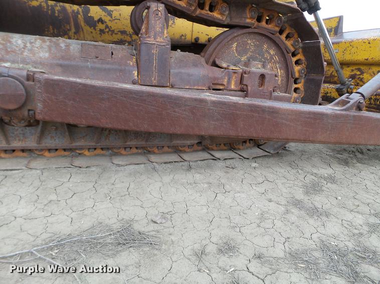 image for item DC4648 1963 Caterpillar D6C dozer
