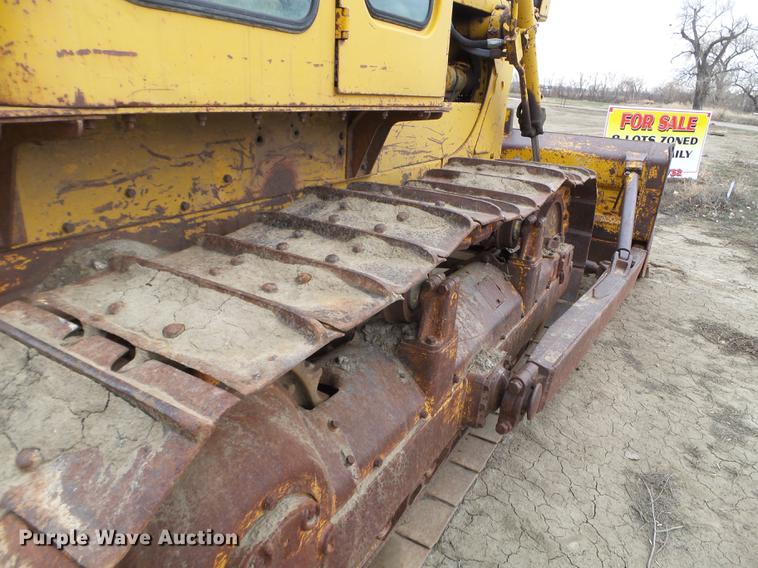 image for item DC4648 1963 Caterpillar D6C dozer