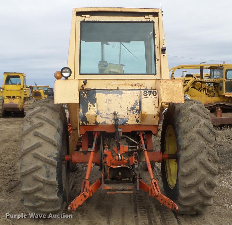 image for item DC4649 Case 870 tractor