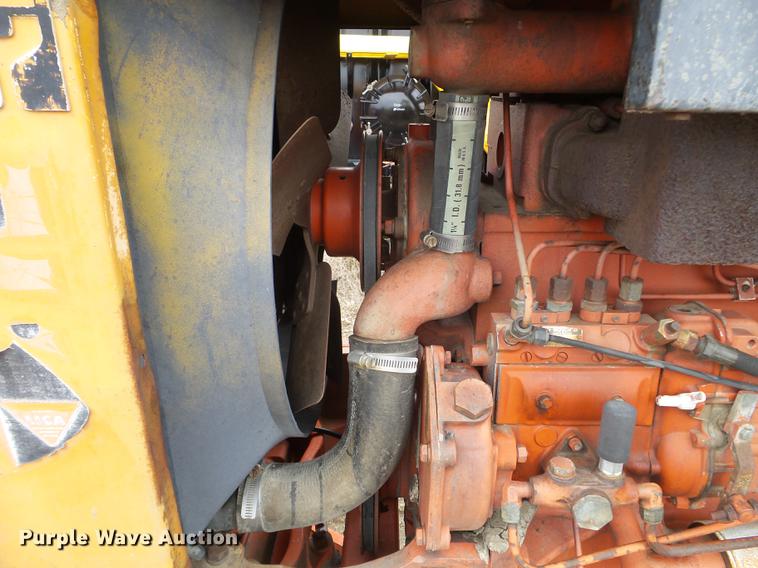 image for item DC4649 Case 870 tractor