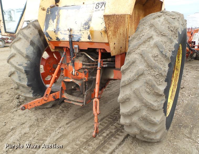 image for item DC4649 Case 870 tractor