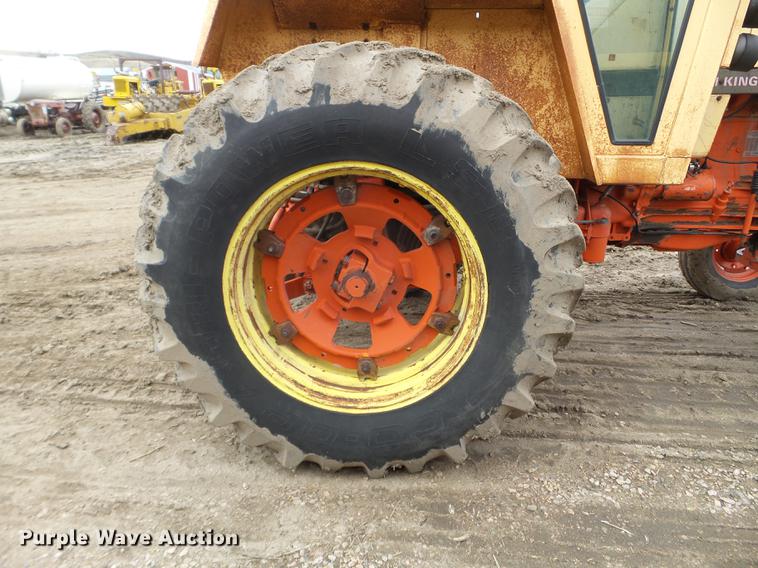 image for item DC4649 Case 870 tractor