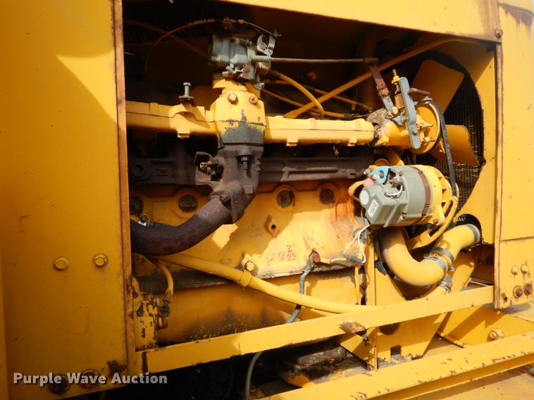 image for item DC4657 Ingram 9-2800-P pneumatic roller