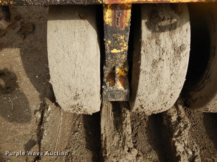 image for item DC4657 Ingram 9-2800-P pneumatic roller