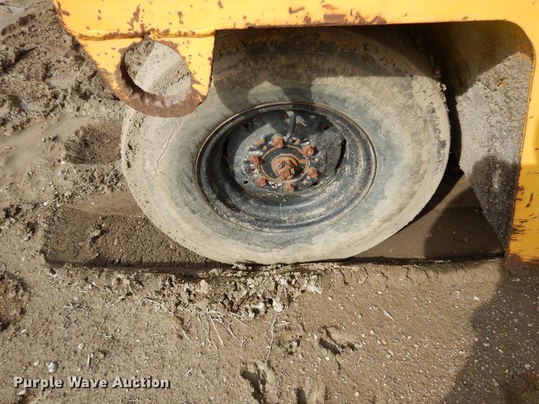 image for item DC4657 Ingram 9-2800-P pneumatic roller