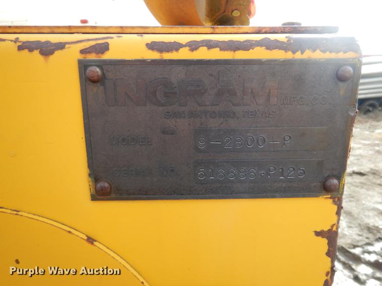 image for item DC4657 Ingram 9-2800-P pneumatic roller