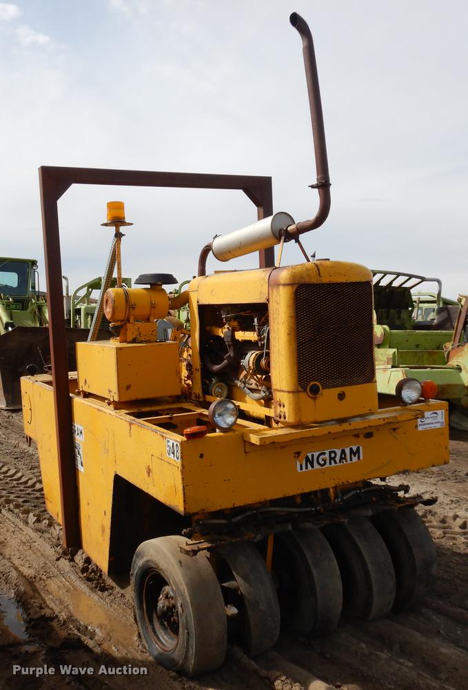 image for item DC4658 Ingram 9-2800-P pneumatic roller