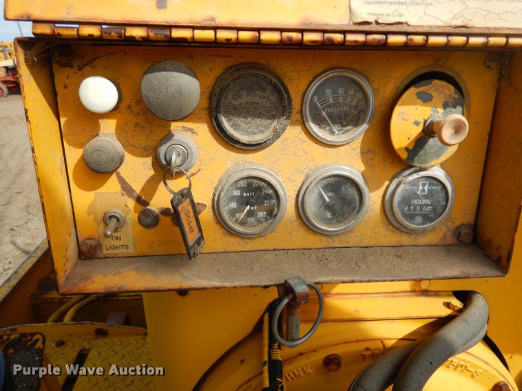 image for item DC4658 Ingram 9-2800-P pneumatic roller