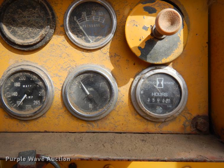 image for item DC4658 Ingram 9-2800-P pneumatic roller