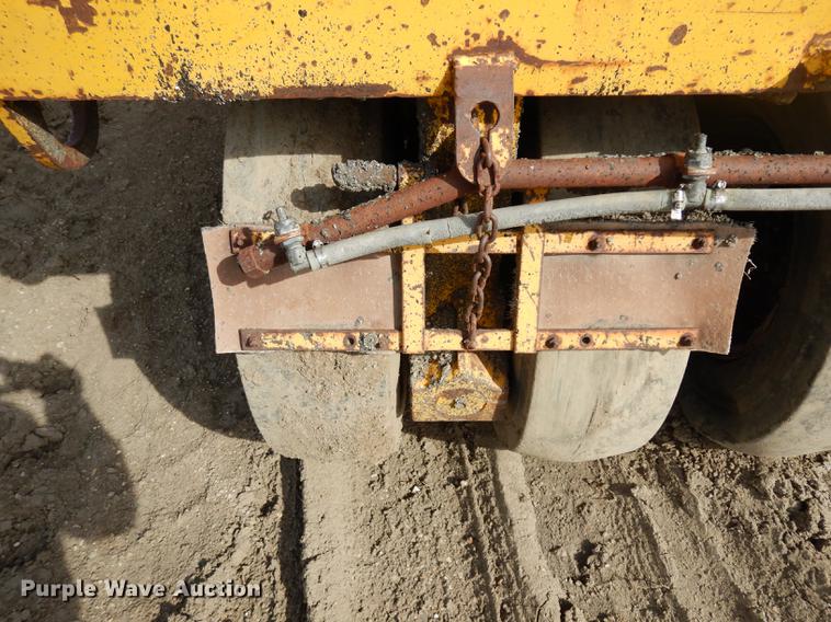 image for item DC4658 Ingram 9-2800-P pneumatic roller