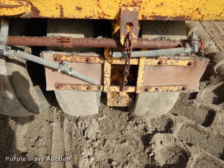 image for item DC4658 Ingram 9-2800-P pneumatic roller