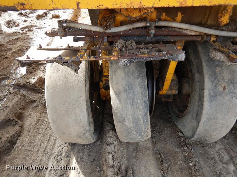 image for item DC4658 Ingram 9-2800-P pneumatic roller