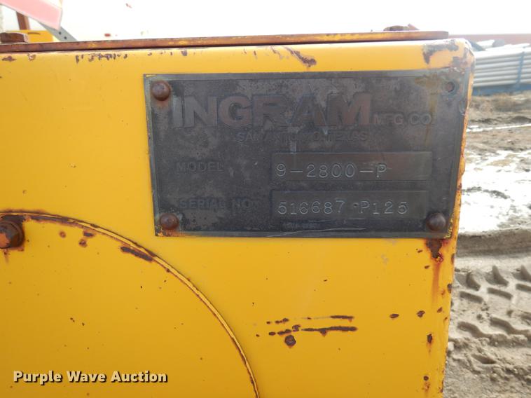 image for item DC4658 Ingram 9-2800-P pneumatic roller