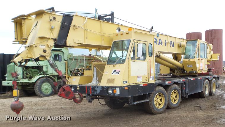 image for item DC4659 1983 Koehring Lorain MCH 400 crane