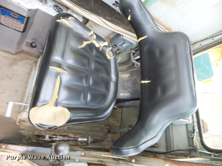 image for item DC4659 1983 Koehring Lorain MCH 400 crane