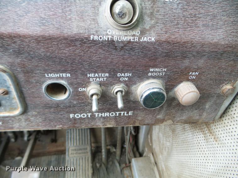 image for item DC4659 1983 Koehring Lorain MCH 400 crane