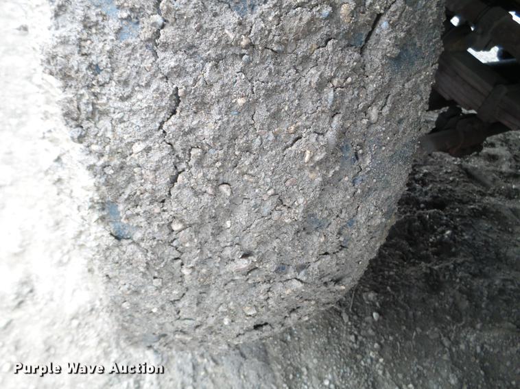 image for item DC4659 1983 Koehring Lorain MCH 400 crane