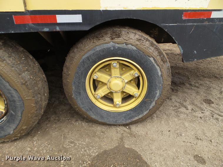 image for item DC4659 1983 Koehring Lorain MCH 400 crane