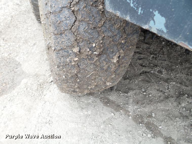 image for item DC4659 1983 Koehring Lorain MCH 400 crane