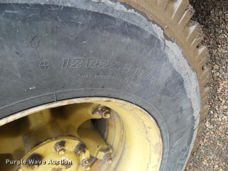 image for item DC4659 1983 Koehring Lorain MCH 400 crane