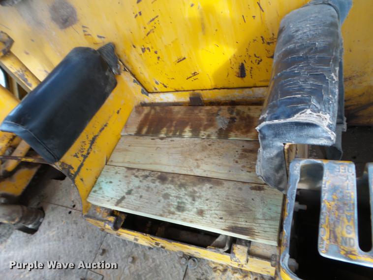 image for item DC4671 1961 Caterpillar D9G dozer