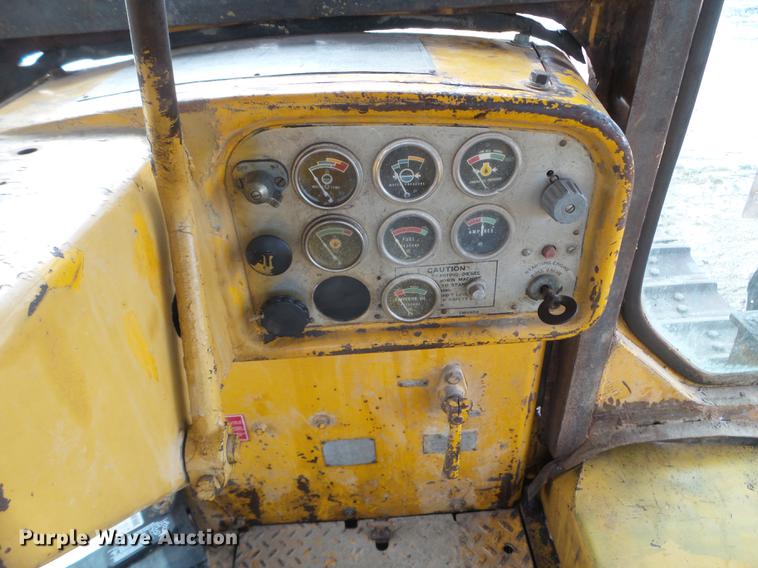 image for item DC4671 1961 Caterpillar D9G dozer