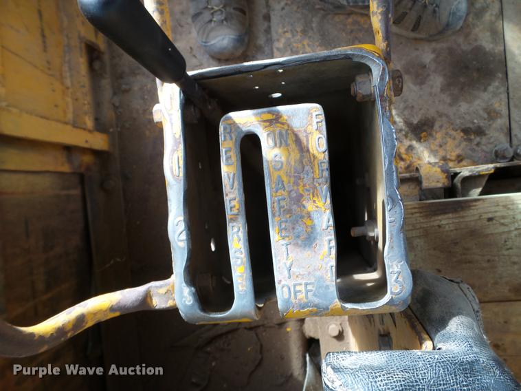 image for item DC4671 1961 Caterpillar D9G dozer