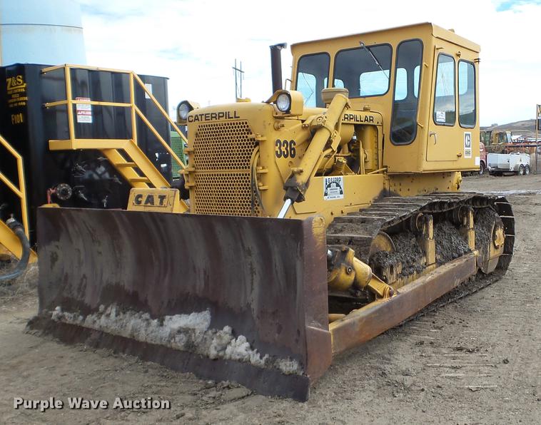 image for item DC4672 1965 Caterpillar D6C dozer