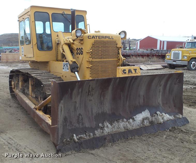 image for item DC4672 1965 Caterpillar D6C dozer
