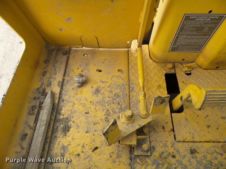 image for item DC4672 1965 Caterpillar D6C dozer